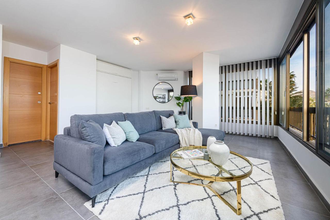 Mediterraneo Beach Apartment In Malaga By Solaga Holiday Homes Bagian luar foto