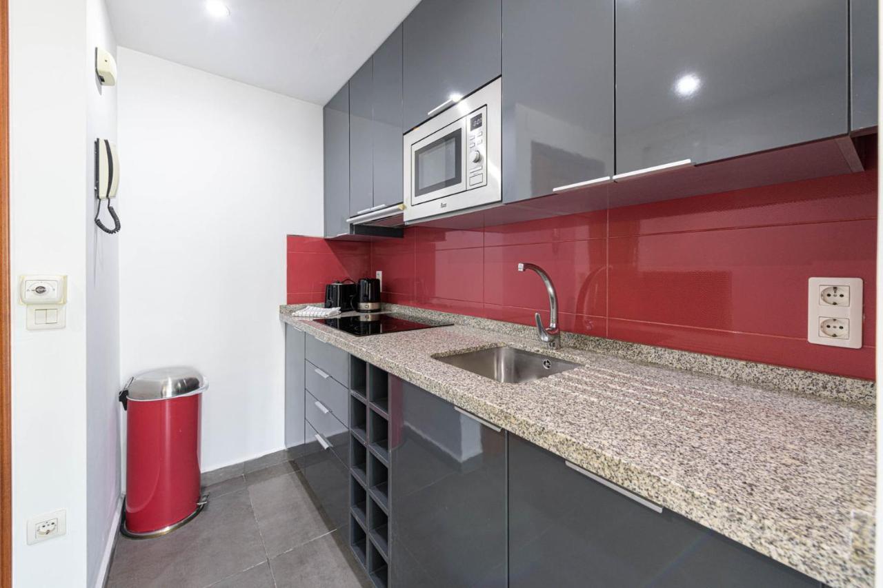 Mediterraneo Beach Apartment In Malaga By Solaga Holiday Homes Bagian luar foto
