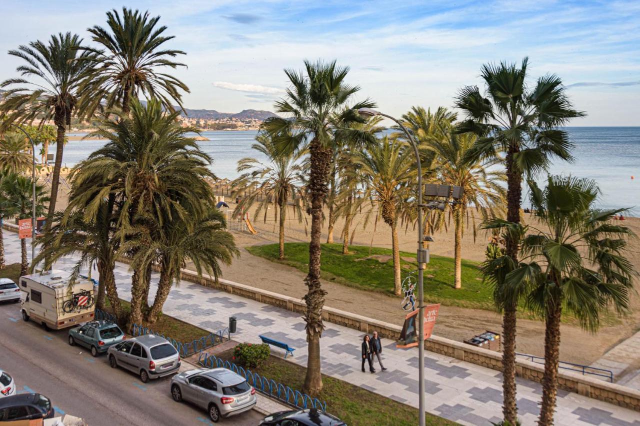 Mediterraneo Beach Apartment In Malaga By Solaga Holiday Homes Bagian luar foto